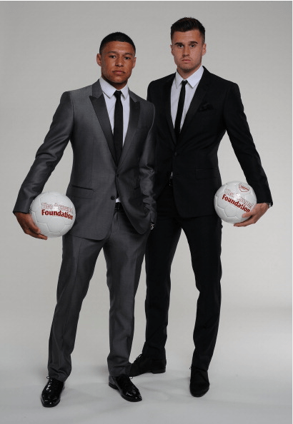 Alex Oxlade Chamberlain And Carl Jenkinson Before The… News Photo - Getty Images - 168307048